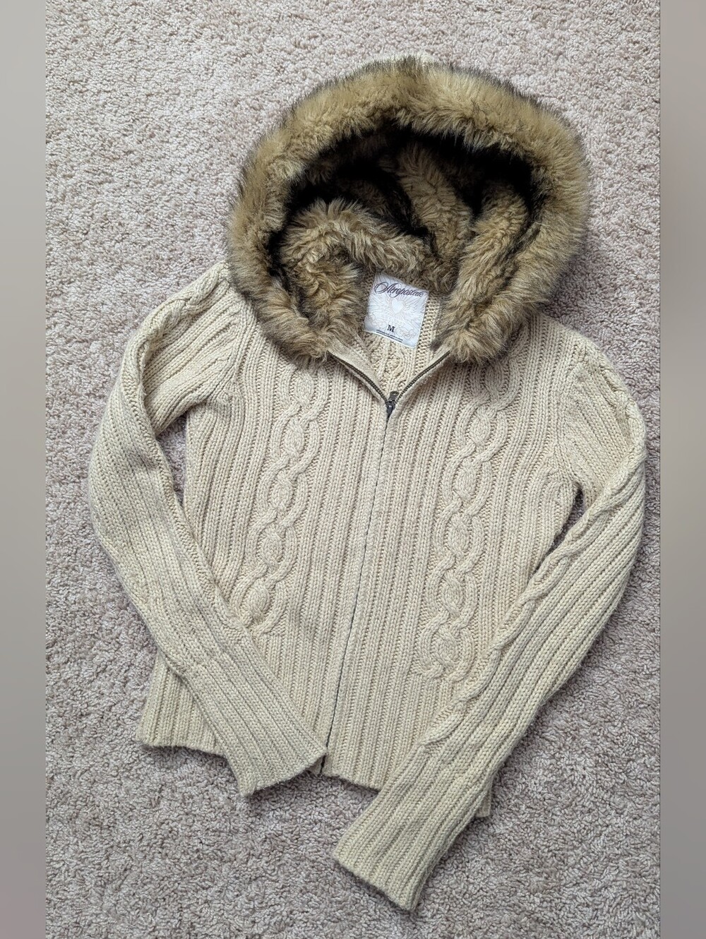 Vintage Y2K Aeropostale Cable Knit Fur Trim Hooded Zip Up Sweater Medium Cream
